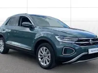 Used VW T-Roc Style 150 HP (110 kW) 2025 Blue SUV