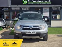 Begagnad Dacia Duster Lauréate 110 HK (80 kW) 2014 Silver SUV