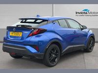 Second-hand Toyota C-HR 122 CP (89 kW) 2021 Albastru SUV