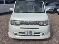 Used Nissan Cube 2011 White Hatchback