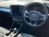 Used Volvo XC40 Momentum 150 HP (110 kW) 2020 Red SUV