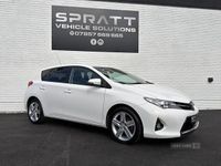 Used Toyota Auris Sport 130 HP (95 kW) 2013 White Hatchback