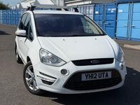 Begagnad Ford S-MAX Titanium 140 HK (102 kW) 2012 Vit Minibuss