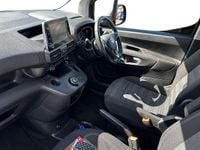 Used Vauxhall Combo S 131 HP (96 kW) 2020 Grey MPV