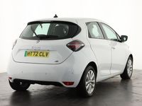 Used Renault Zoe SE 80 kW (110 HP) 2022 White Hatchback