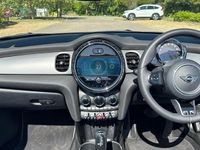 Używany Mini Cooper Exclusive 154 KM (113 kW) 2023 Czarny Hatchback