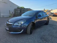 Used Vauxhall Insignia SRi 140 HP (102 kW) 2015 Blue Hatchback