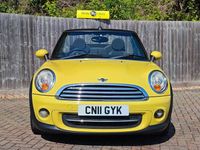 Begagnad Mini Cooper Cabriolet 2011 Gul Cab