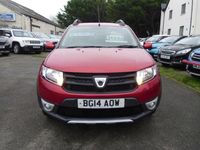 Begagnad Dacia Sandero Ambiance 2014 Röd Halvkombi
