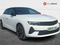 Used Vauxhall Astra Ultimate 114 kW (156 HP) 2025 White Hatchback