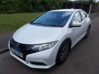 Used Honda Civic SE Plus 120 HP (88 kW) 2014 White Hatchback