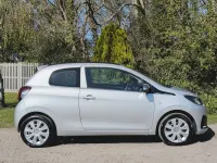 Used Peugeot 108 Active 68 HP (50 kW) 2014 Silver Hatchback
