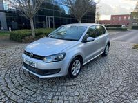 Usado VW Polo SE 70 HP (51 kW) 2009 Prateado Citadino