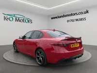 Begagnad Alfa Romeo Giulia Ti 280 HK (205 kW) 2020 Röd Sedan