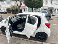 Used Citroën C1 Flair 82 HP (60 kW) 2015 White Hatchback