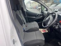 Used Peugeot Partner 2019 White MPV
