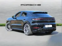 Używany Porsche Cayenne 464 KM (341 kW) 2025 Czarny SUV