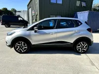 Used Renault Captur Dynamique 90 HP (66 kW) 2017 Silver SUV
