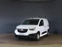Second-hand Vauxhall Combo Edition 100 CP (73 kW) 2021 Alb Monovolum