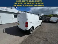 Begagnad Citroën Dispatch 2021 Vit Minibuss