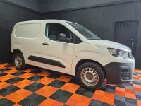 Used Peugeot Partner Premium 100 HP (73 kW) 2024 White MPV