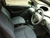 Used Toyota Yaris 2002 Hatchback