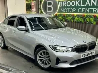 Used BMW 318 Comfort Edition 2019 Silver Sedan