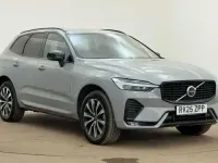 Usado Volvo XC60 Plus 247 HP (181 kW) 2025 Cinzento SUV