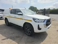 Used Toyota HiLux 150 HP (110 kW) 2021 White Pickup