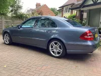 Used Mercedes E500 Avantgarde 306 HP (225 kW) 2004 Blue Sedan