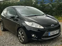 Used Ford Fiesta Titanium 70 HP (51 kW) 2010 Black Hatchback