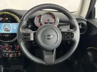 Used Mini Cooper Classic 134 HP (98 kW) 2023 Yellow Hatchback