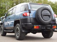 Used Toyota FJ Cruiser 260 HP (191 kW) 2015 Metallic baby blue SUV