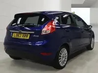 Used Ford Fiesta Titanium 120 HP (88 kW) 2014 Blue Hatchback