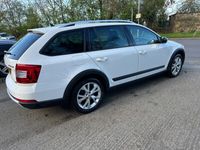 used Skoda Octavia 2.0 TDI Scout 4WD Euro 6 (s/s) 5dr