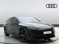 Begagnad Audi A6 e-tron Performance 269 kW (367 HK) 2025 Svart Kombi