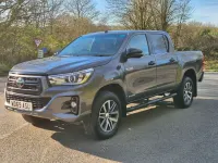 Used Toyota HiLux 150 HP (110 kW) 2020 Grey Pickup