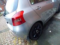 Used Toyota Yaris T3 85 HP (62 kW) 2006 Silver Hatchback