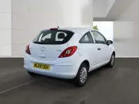 Used Vauxhall Corsa S 65 HP (47 kW) 2014 White Hatchback