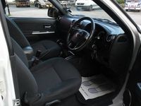 Used Isuzu Pick up 134 HP (98 kW) 2010 Pickup
