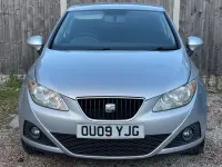 Usado Seat Ibiza Sport 85 CV (62 kW) 2009 Gris Utilitario