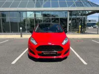 Begagnad Ford Fiesta Zetec 140 HK (102 kW) 2016 Röd Halvkombi