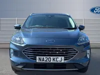 Usado Ford Kuga Titanium 150 CV (110 kW) 2020 Azul SUV