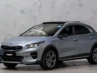 Usado Kia XCeed First Edition 141 CV (103 kW) 2021 Plateado SUV