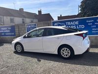 Used Toyota Prius 2026 White Hatchback
