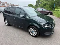 Used VW Touran SE 105 HP (77 kW) 2012 Green MPV