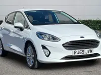 Begagnad Ford Fiesta Titanium 101 HK (74 kW) 2021 Halvkombi