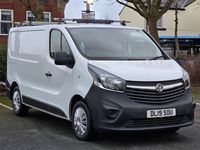 Used Vauxhall Vivaro 120 HP (88 kW) 2019 White MPV