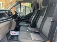 Used Ford Transit Custom 105 HP (77 kW) 2019 White Van