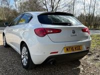 Used Alfa Romeo Giulietta Business 120 HP (88 kW) 2016 White Hatchback